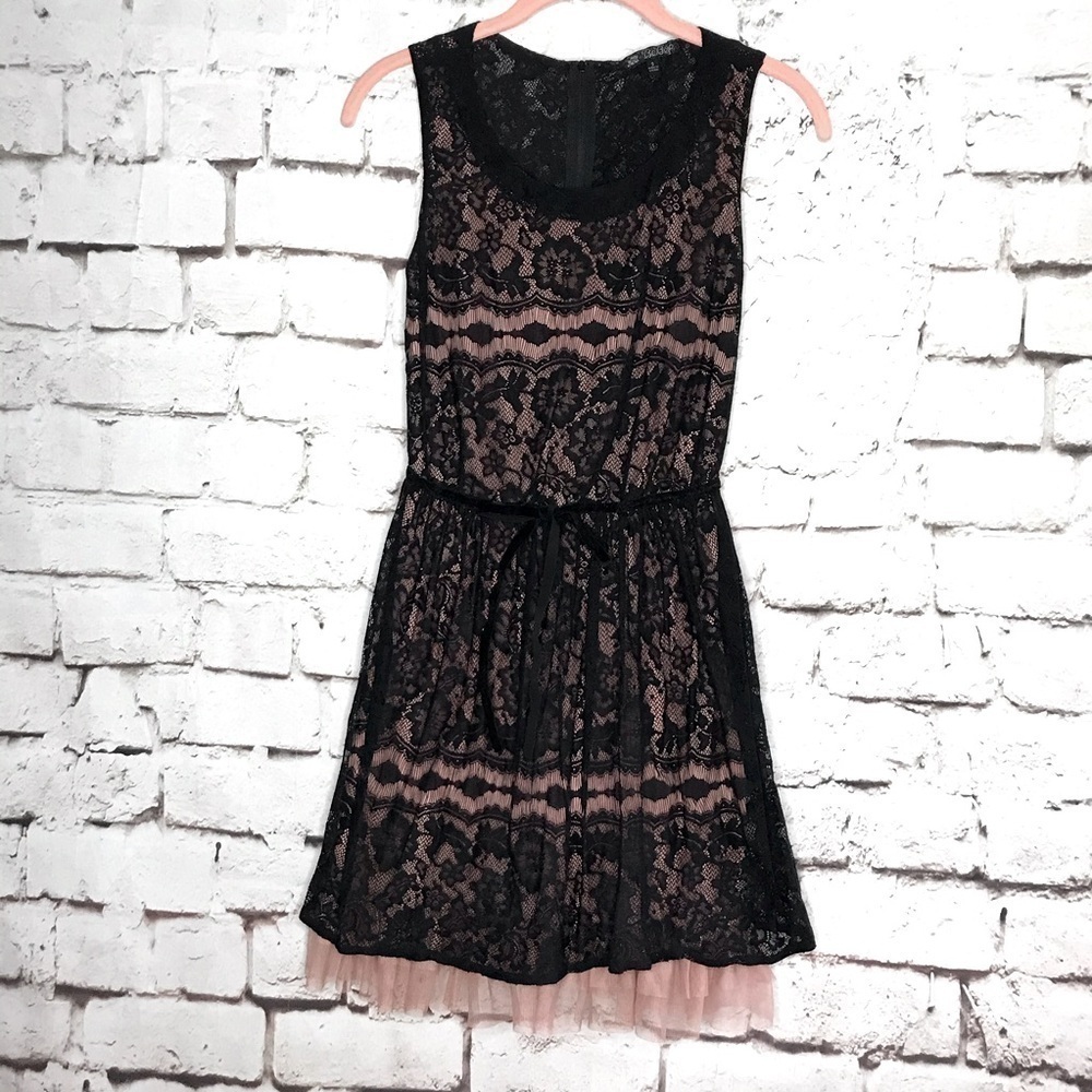 BeBop black lace overlay over salmon pink tulle dress Sleeveless Size Small - Picture 14 of 15